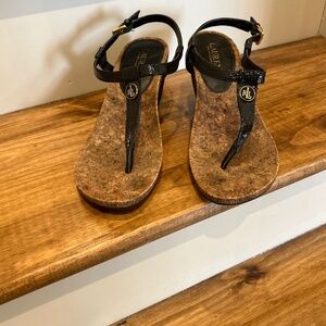 LAUREN RALPH LAUREN T STRAPPED WEDGED SANDALS  SIZE 9 REETA STYLE 3 INCH WEDGE